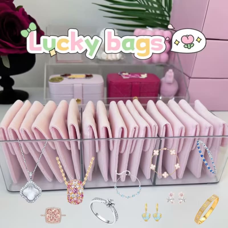 42360316-ed1c-45a8-a02b-b3d95a60dca2 Lucky bags (Includes rings, necklaces, bracelets, and earrings) - Image 1